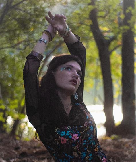 Kaelyn Thackeray Photo Film & Video | don’t hold your breath model