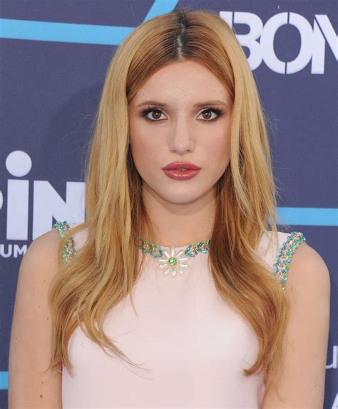 Celebrity Hair and Makeup: Bella Thorne at the Young Hollywood Awards