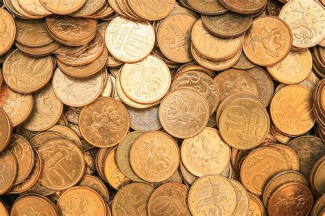 Какие монеты России и СССР можно дорого продать