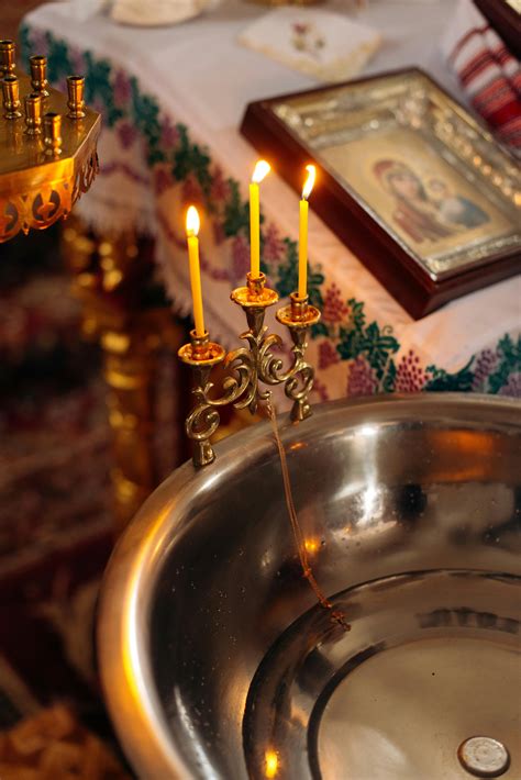 Бесплатные стоковые фото на тему алтарь, вера, горящая свеча, духовная ...
