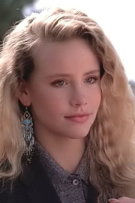 Amanda Peterson - Biografía, mejores películas, series, imágenes y
