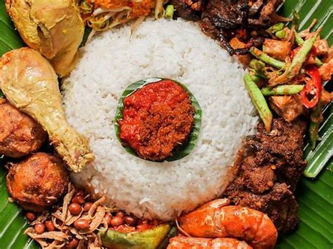 Hjh Maimunah (Jln Pisang) | Restaurants in Rochor, Singapore