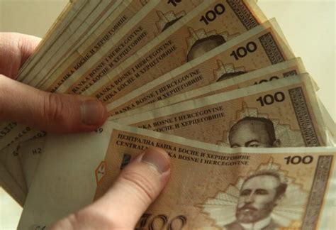 Koliko je novca potrebno za isplatu penzija u Bosni i Hercegovini?