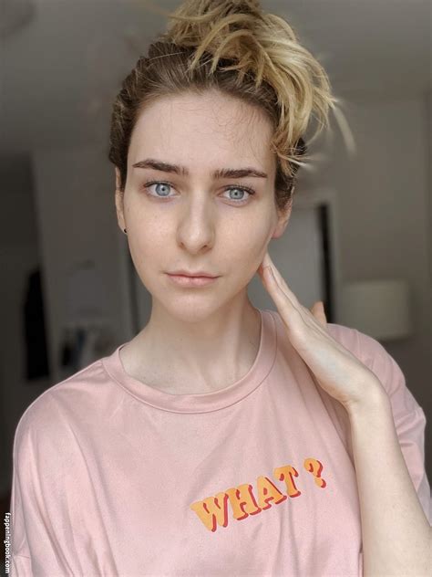 Onlyfans Star Lyra Crow Facing Backlash