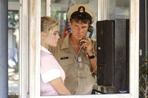 Erika Eleniak Wikipedia