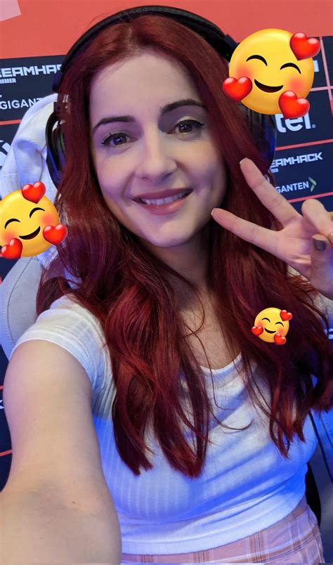 Annie : r/anniefuchsia