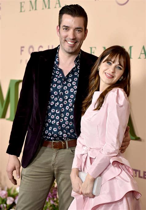 Zooey Deschanel Says She’s ‘Lucky’ in Jonathan Scott Romance