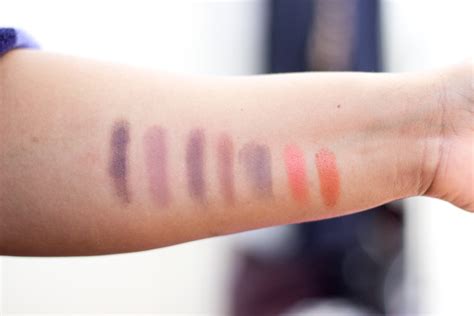 FashStyleLiv: Morphe 35O Eyeshadow Palette Review + Swatches
