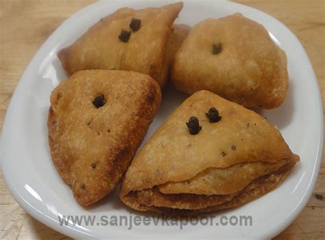 methi mathri