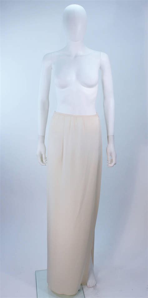 CHRISTIAN DIOR COUTURE Provenance Betsy Bloomingdale Nude Silk Chiffon