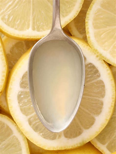 What Is The Equivalent Of The Juice Of Half A Lemon? - Kitchen Seer