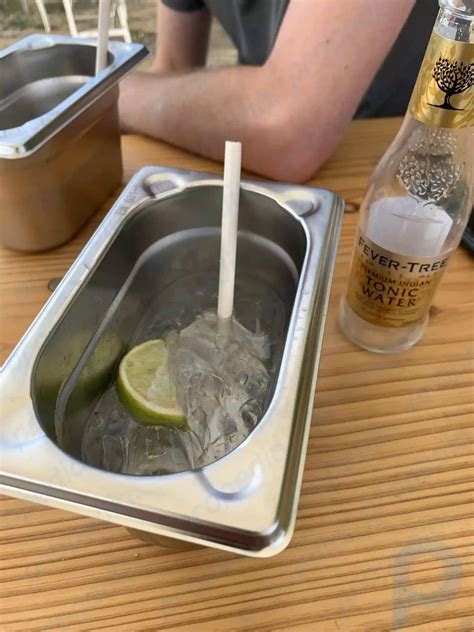 Seria melhor em um prato: 20 exemplos de restaurantes estranhos que