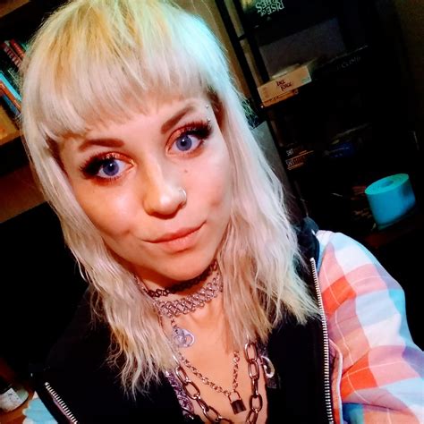 Sarah Bunny on Tumblr