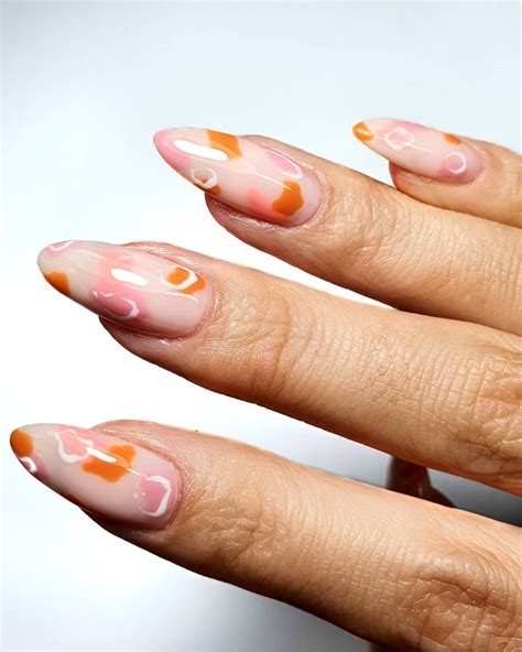 40+ Eye-Catching Burnt Orange Nails To Try In 2024