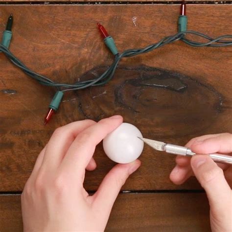 4 Insanely Creative Christmas Light Hacks That Are Easy AF