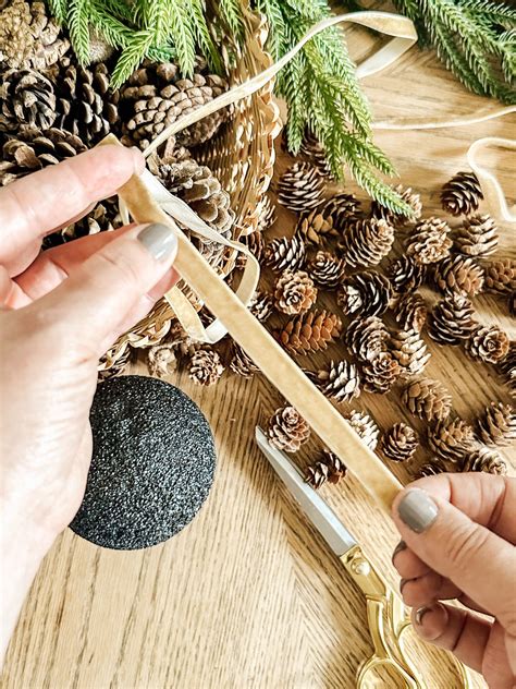 Create Stunning Pinecone Ornaments with Simple Supplies