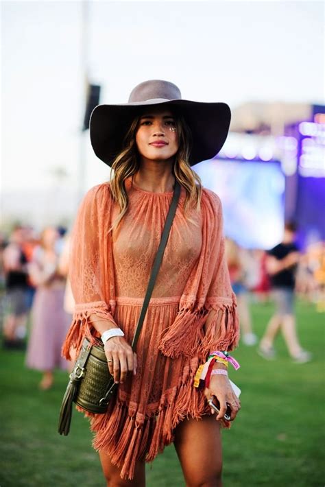 20 Stunning Coachella Outfit Ideas To Try This Year - Instaloverz