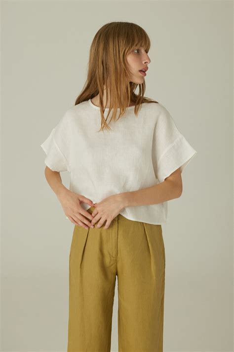 Boxy Blouse | Relaxed Cropped Fit | Off White Colour | 100% Linen ...