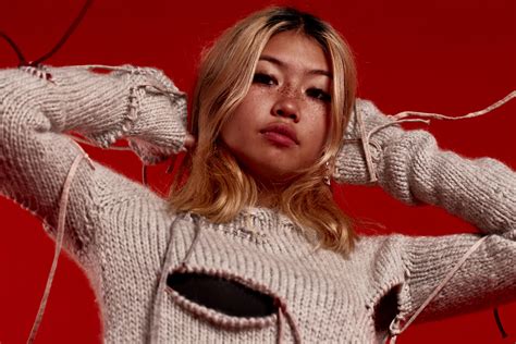 On The Cover – Beabadoobee: “I wear my heart on my sleeve with this album”