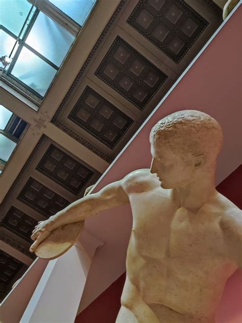Метатель диска | Statue, Greek statue, Greek