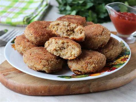 Котлеты из гречки с луком и морковью — рецепт с фото. Как приготовить ...