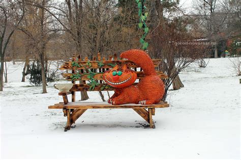 Веселый рыжий кот в Парке Фрунзе Новороссийска: фото, карта, описание