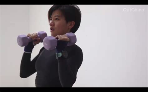 Watch: Shanghai's First Lesbian Fitness Studio — GAY.CH · Alles bleibt