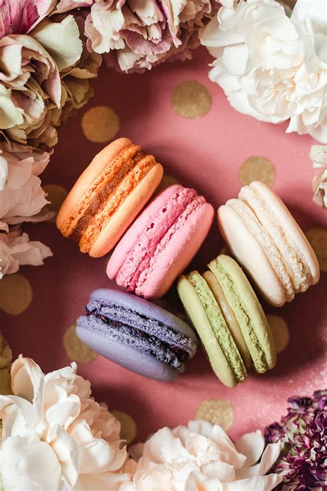 Macarons, cookies, dessert, flowers, colorful, HD phone wallpaper | Peakpx