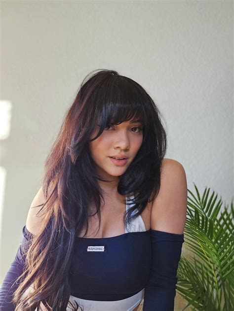 So hot🥵 : r/cinna_brit