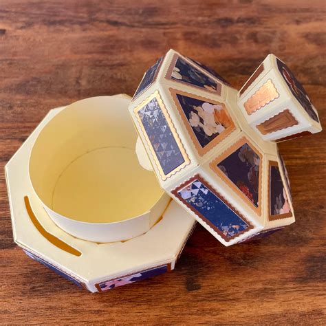 Secret Twist Gift Box Die Set - Showcase – Tonic Studios USA