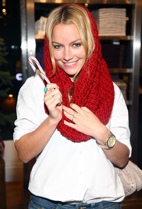 Becki Newton Net Worth - Wiki, Age, Weight and Height, Relationships