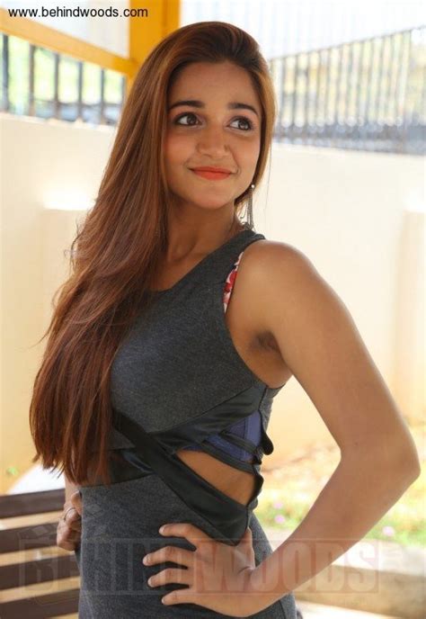 Anaika Soti (aka) Anaikaa Soti photos stills & images