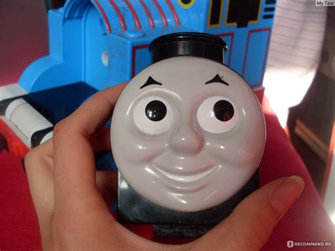 Tomy Паровозик Thomas с мыльными пузырями - «Самая любимая моя игрушка ...