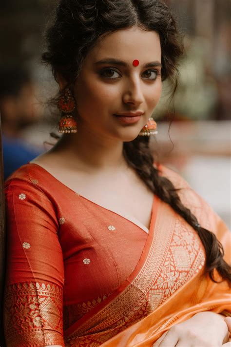 Beautiful Indian Babes Photos, Download The BEST Free Beautiful Indian