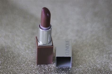 Product Review: Clinique Nude Pop Lipstick & Primer