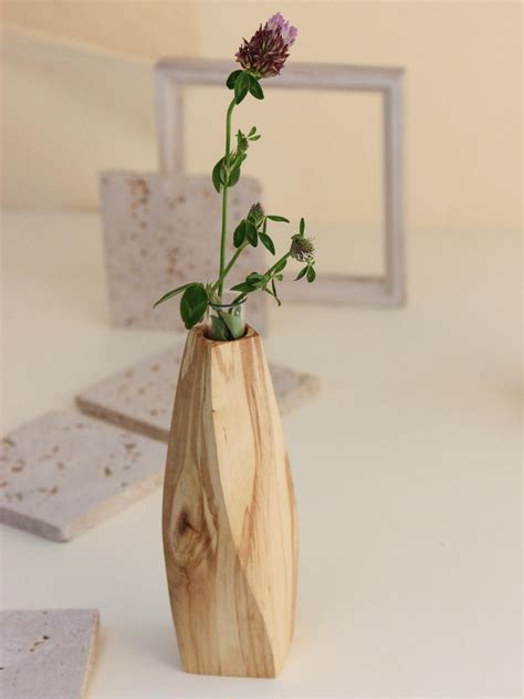 ВАЗЫ > ВАЗА С КОЛБОЙ "СПИРАЛЬ" купить в интернет-магазине | Wooden vase ...