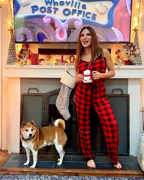 Lauren Abraham - Home