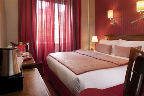 Find a hotel around me available tonight : Welcome Hotel Paris