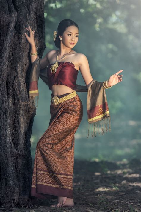 21 Traditional dress ideas | traditional dresses, batik fashion, dress
