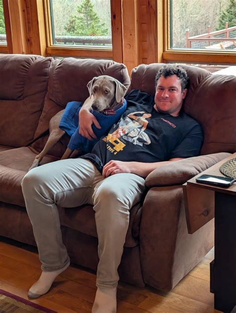 Rustic Retreat Lodge - Meet Our Big Game Recovery Dogs