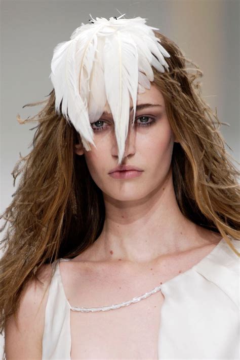 Nina Ricci F/W 2007 Show (Nina Ricci)
