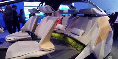 BMW concept car interior puts holographic controls at your fingertips ...