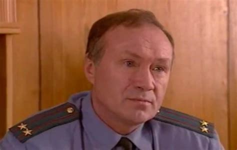 Сериал «Улицы разбитых фонарей 1 сезон» (1997-1998) - сюжет, актеры и ...