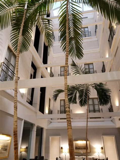 The Tremont House Photos - GayCities Galveston