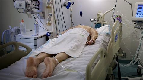 repositioning patients  respiratory distress recommended