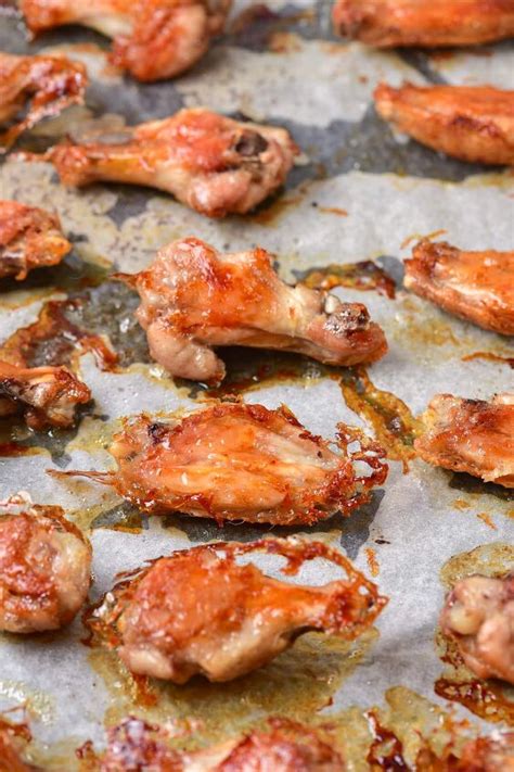 Crispy Garlic Parmesan Wings | Foodtalk