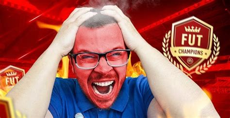 Фанаты игры FIFA 18 пожаловались на мошенничество лучших игроков - Live ...