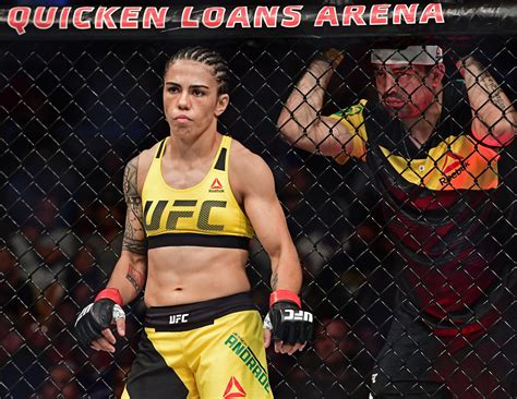 UFC strawweight champ Jessica Andrade describes carjacking panic