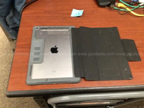 Ipad model 1823 | AllSurplus