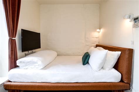 Private Hotel Rooms — HighRoad Hotel